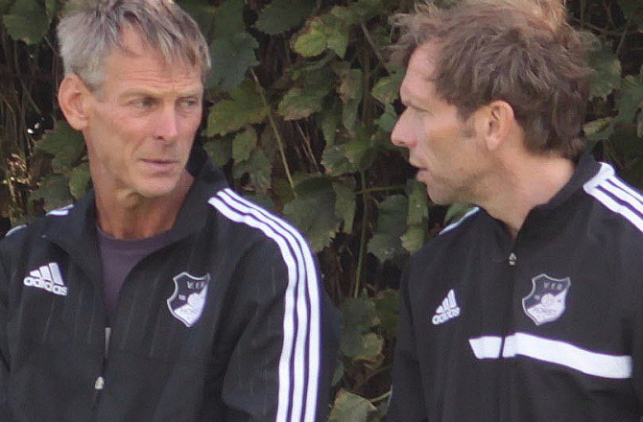 VfR Horsts Trainer Lars Lühmann (rechts) bekam mit Frank Schlüter (zuvor Sportfreunde Itzehoe) einen neuen Co-Trainer an die Seite gestellt. Foto:gs